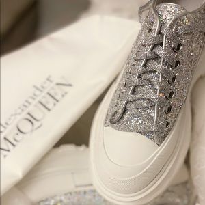 Authentic glitter mcqueens